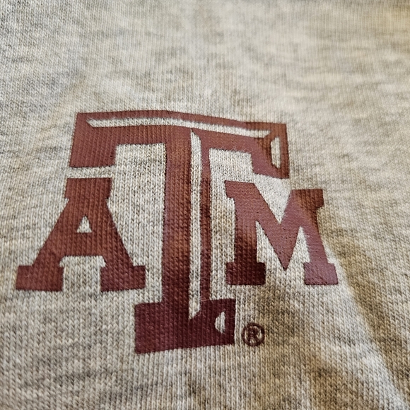 NWT Texas A-M Aggies Quarter-zip Hoodie. Size:S (4-6). - Picture 3 of 6